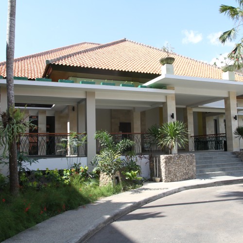 BINTANG FLORES HOTEL